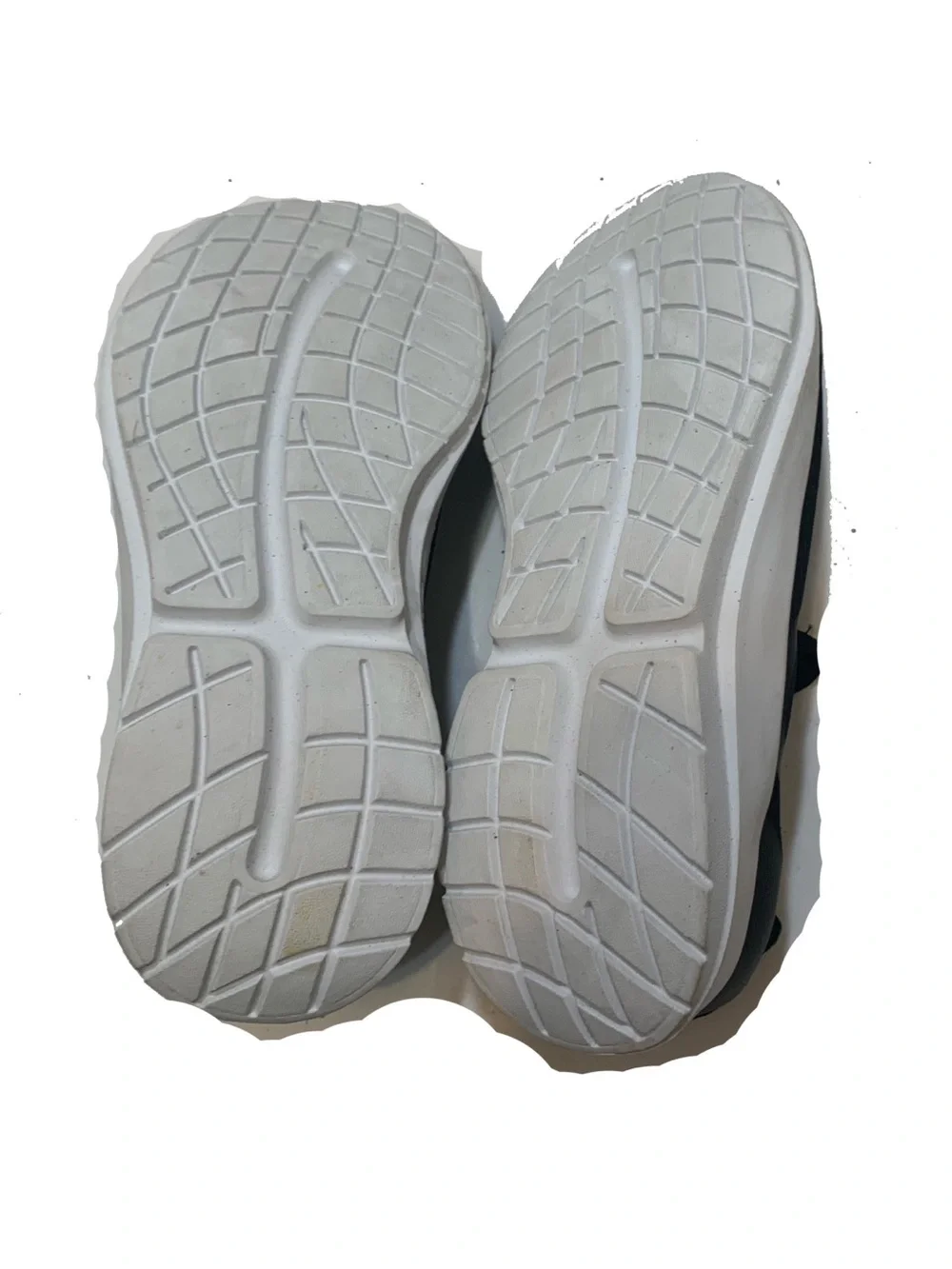 OOFOS Men's Slip-On Sneakers in Black with Green Interior